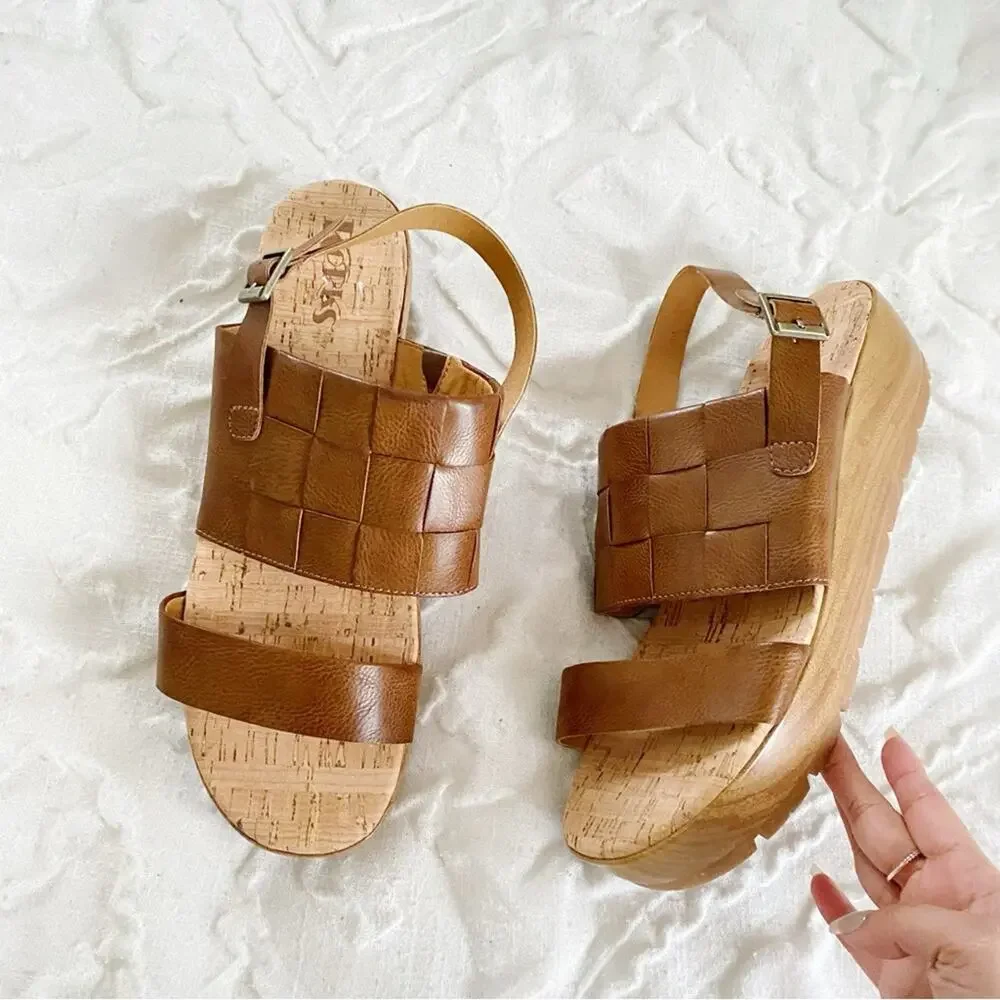 Korks Fraya Wedge Sandal Size 11 New
